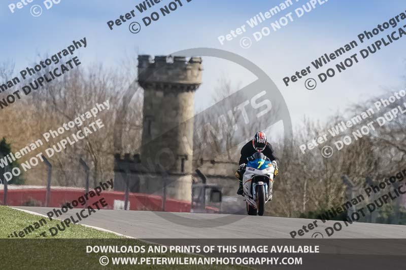 donington no limits trackday;donington park photographs;donington trackday photographs;no limits trackdays;peter wileman photography;trackday digital images;trackday photos